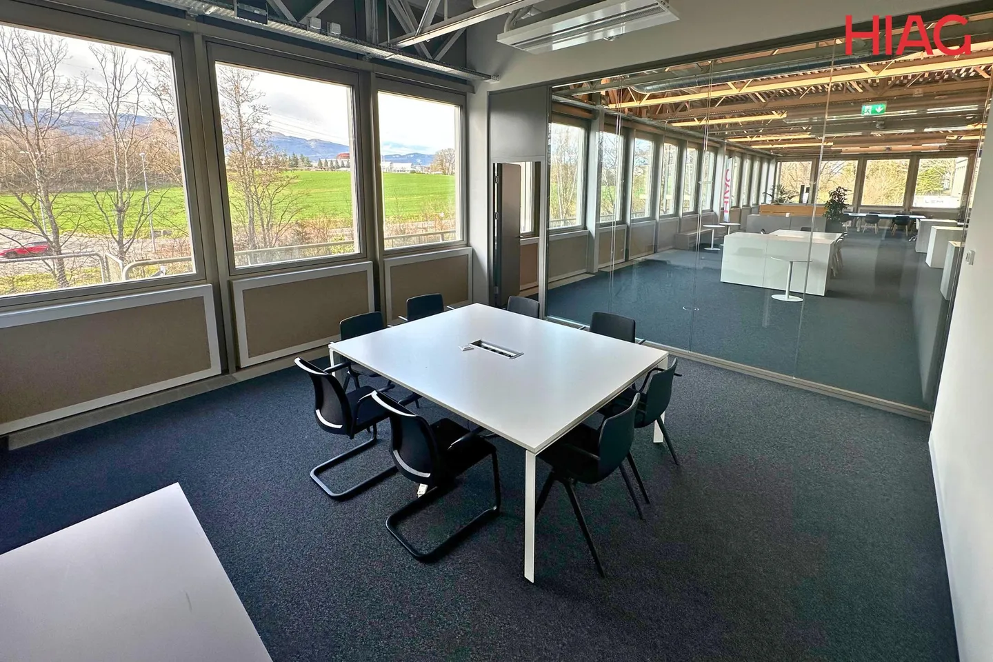 Bureaux Plug & Play 700 m² - Photo 8 sur 11