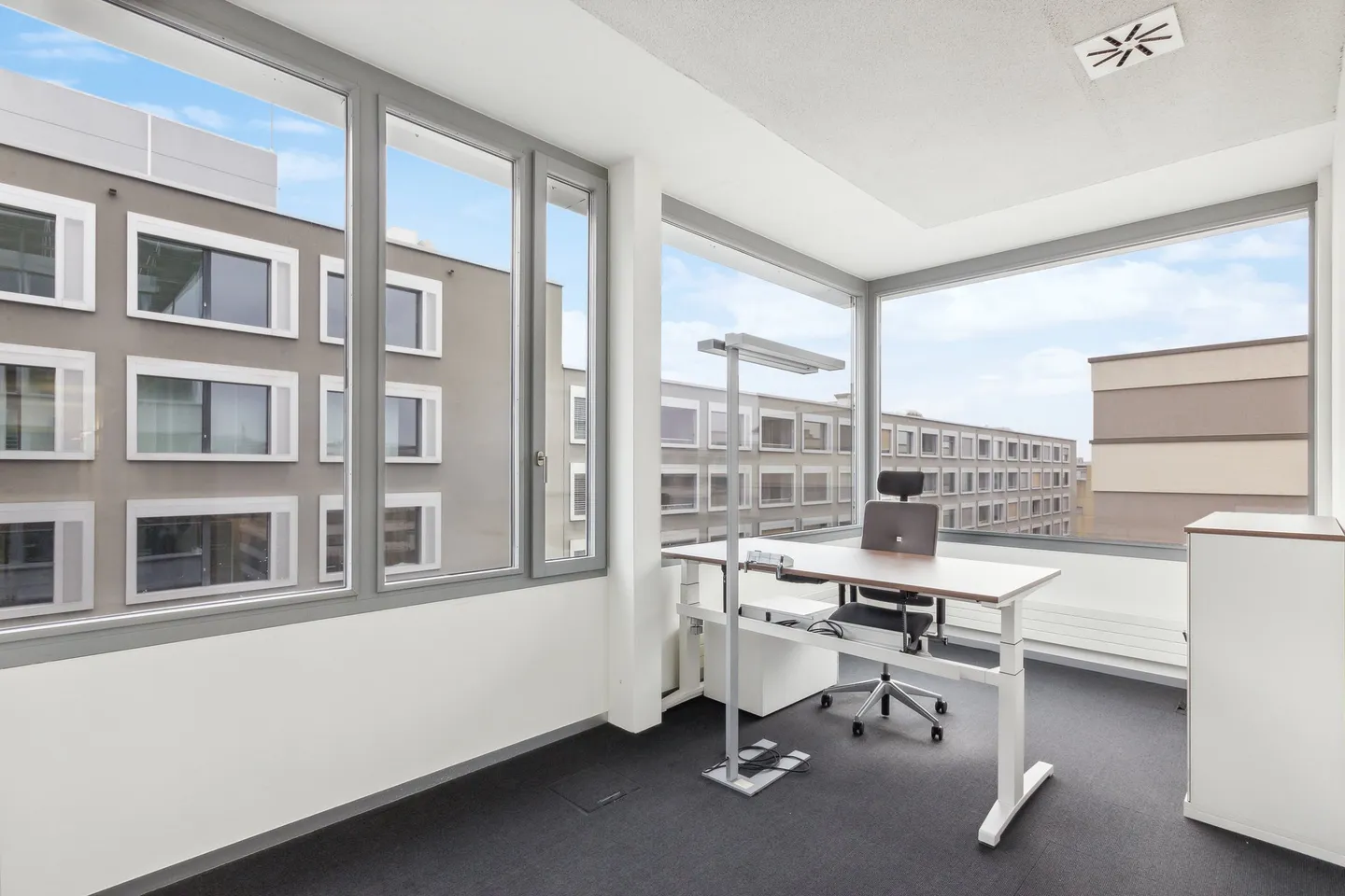 Expanded Office in Trendy Glattpark - Photo 8 of 12