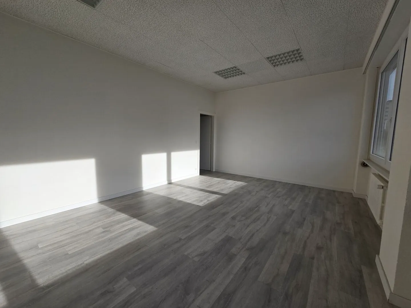 Commercial space/office 52 m² for rent - 2nd floor - Photo 5 of 8