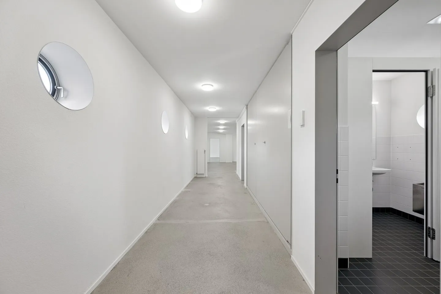 Light. Space. Flexibility. - Photo 2 of 12