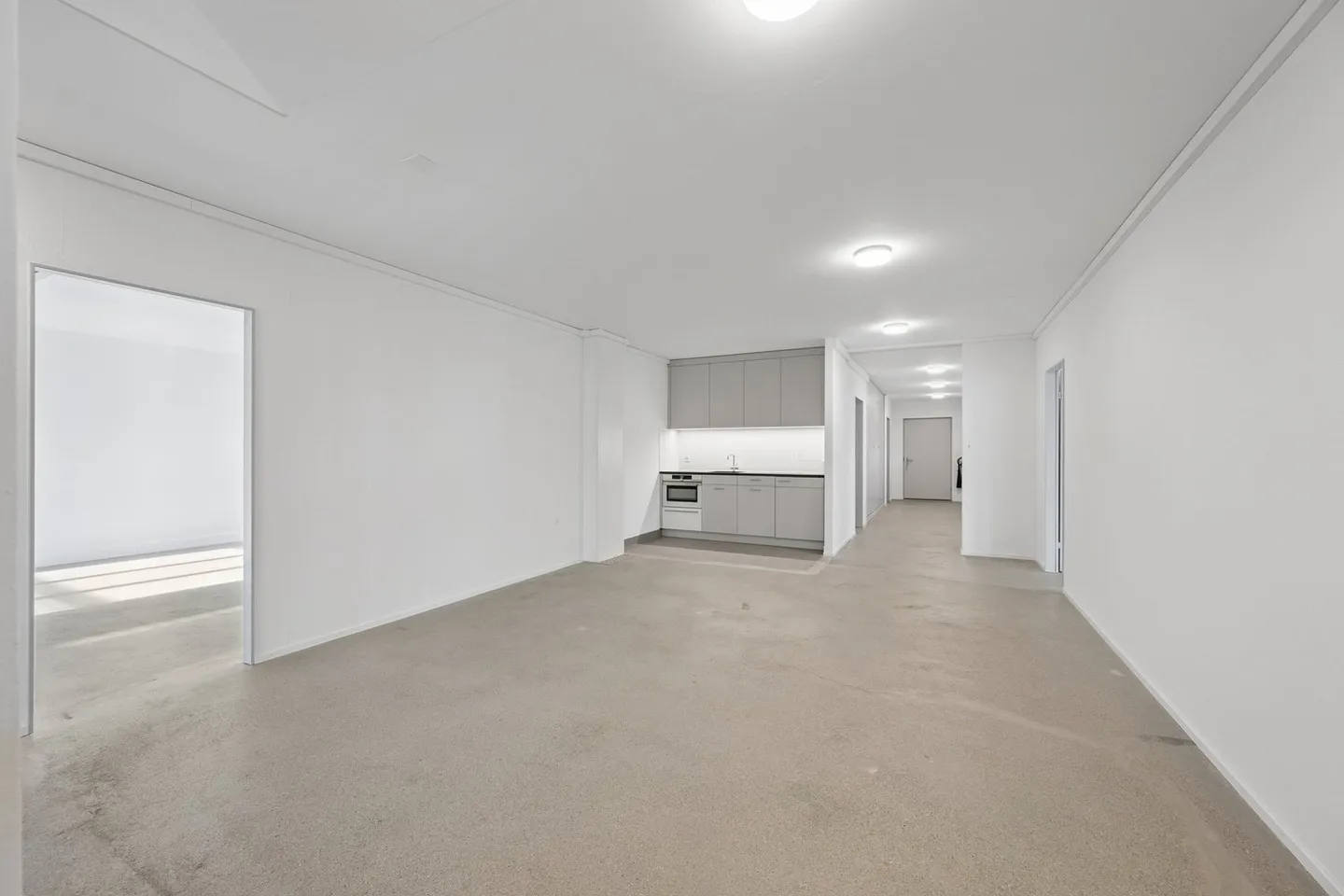 Light. Space. Flexibility. - Photo 5 of 12