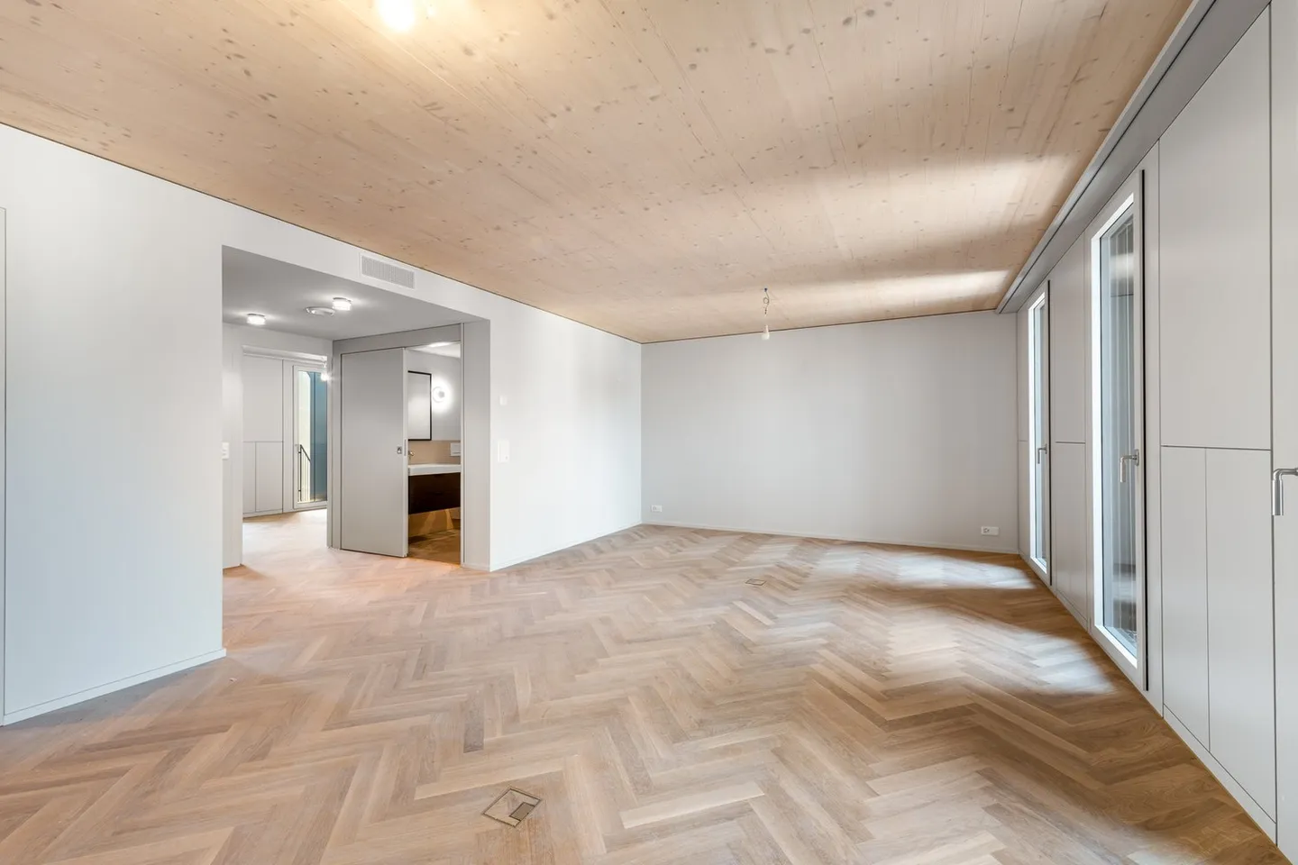 Old Town Flair & New Building Comfort: Your New Practice Rooms - Photo 1 of 8