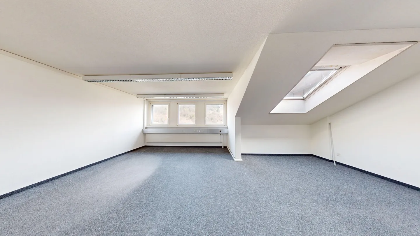 Bureau spacieux avec 7 bureaux aménagés à Winterthur - Photo 7 sur 7