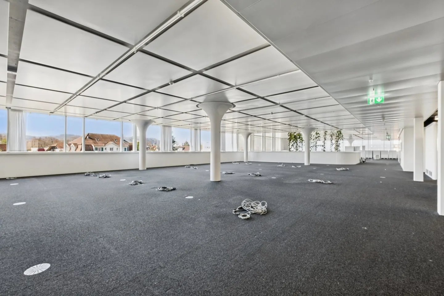 Bureau Openspace - Flexible & Adaptable, parfait pour votre entreprise ! - Photo 5 sur 11