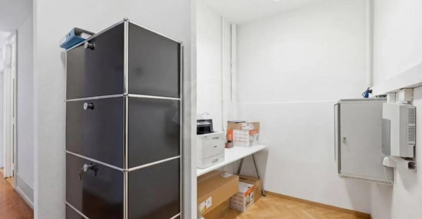 Office - Photo 5 of 11