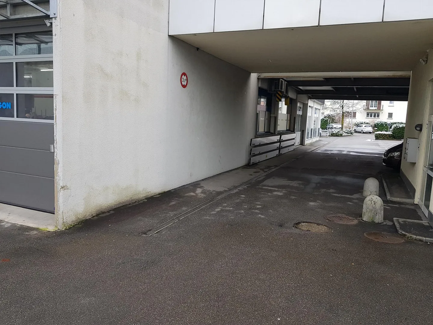 Entrepôt - Photo 2 sur 3
