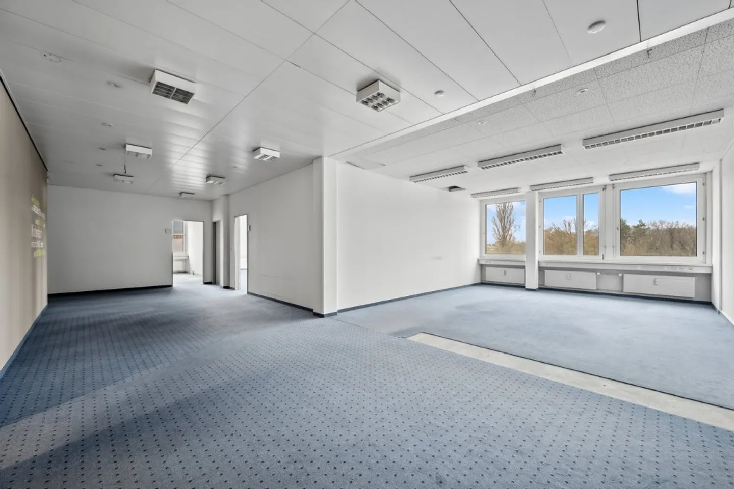 Flexible Bürofläche an zentraler Lage - Foto 2 von 6