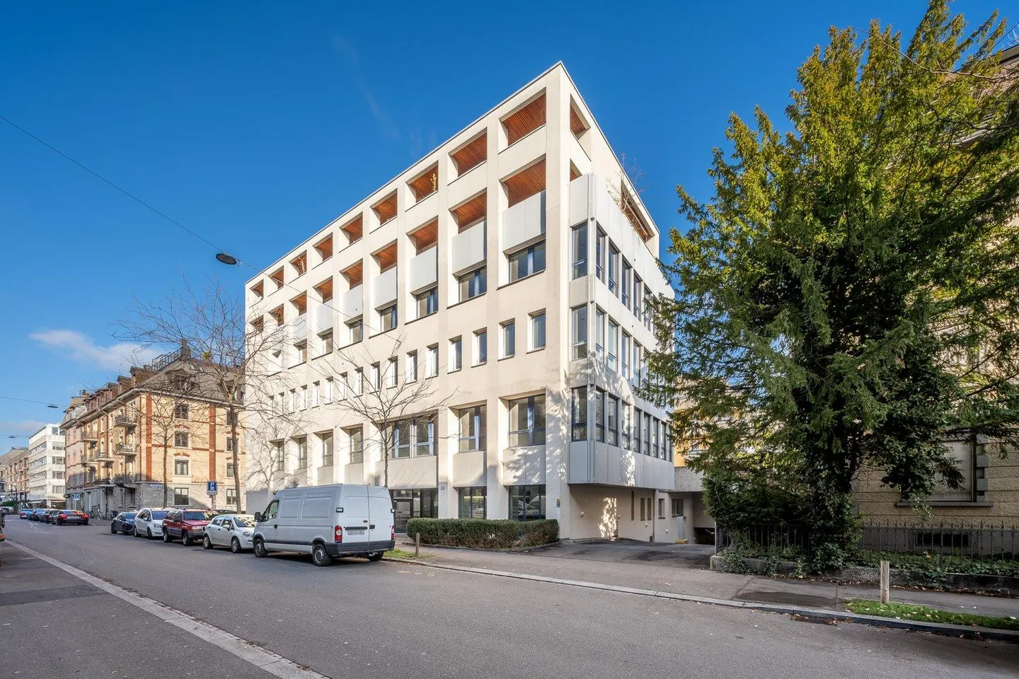 Votre lieu de travail parfait dans le district 3 (limité jusqu'au 31.03.2027) - Photo 1 sur 8