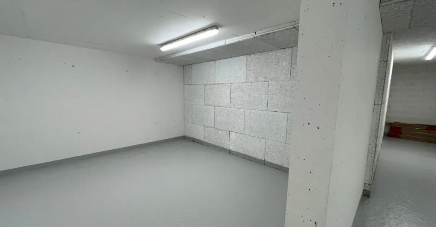 Deposit 1 room - Photo 1 of 8