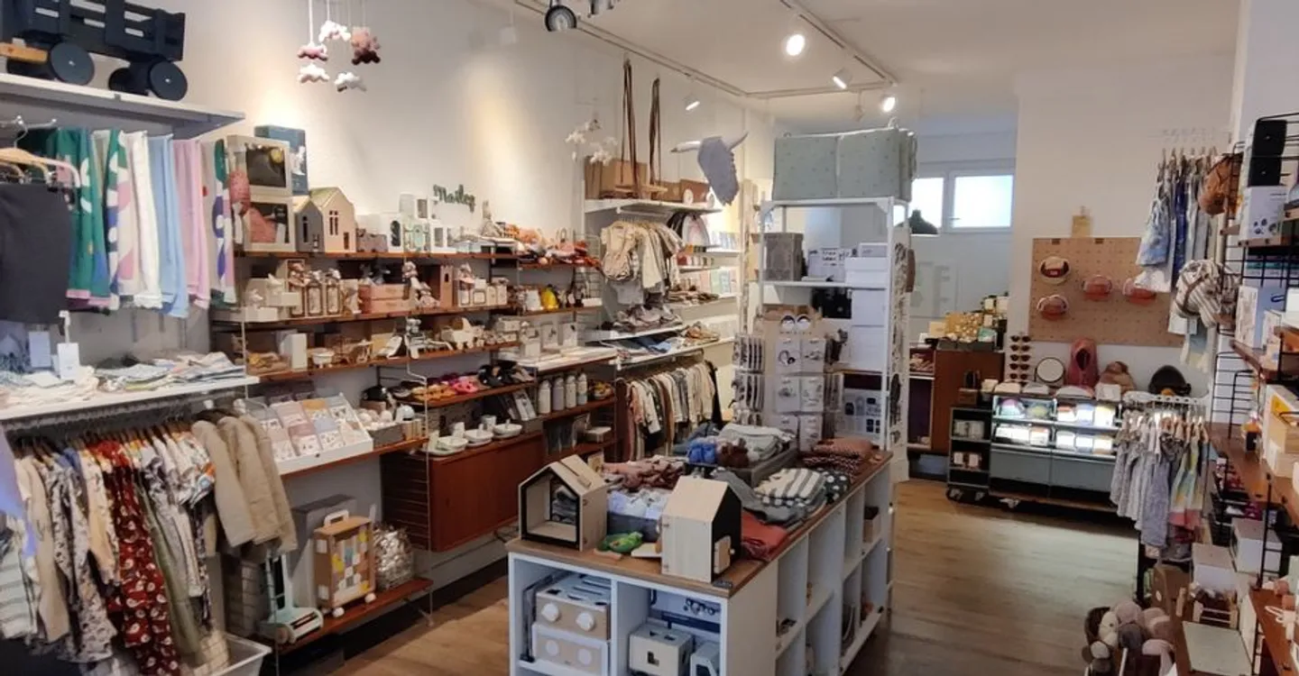 Commerce - Photo 3 of 6