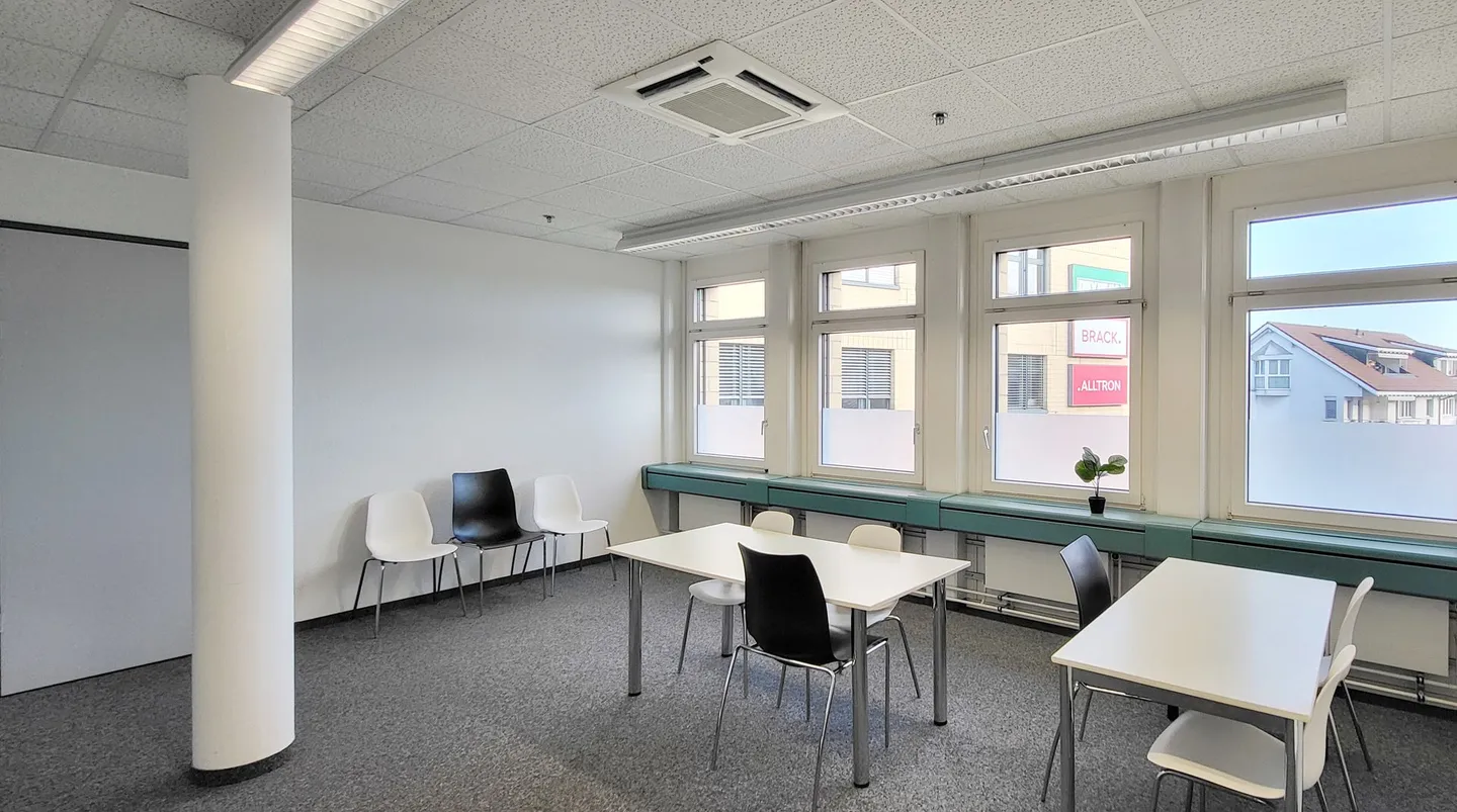 Exciting layout for exciting companies! - Photo 5 of 13