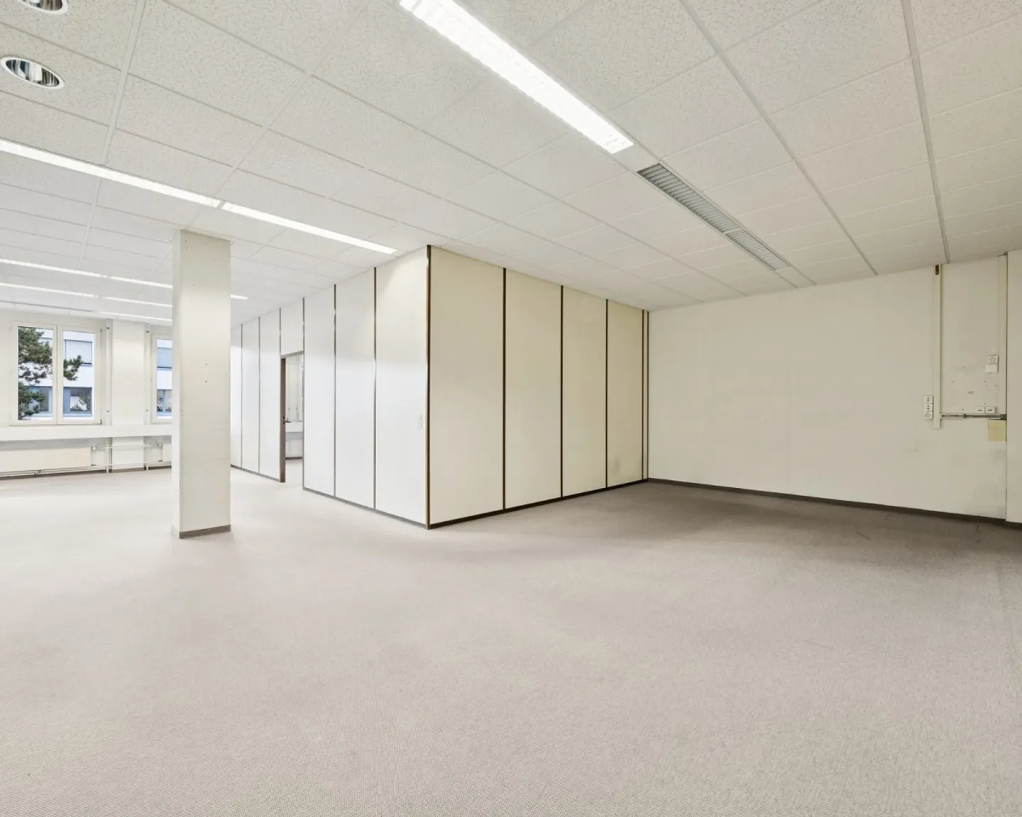 Office & Storage Space for Flexible Use with Access to Goods Lift - Photo 6 of 10