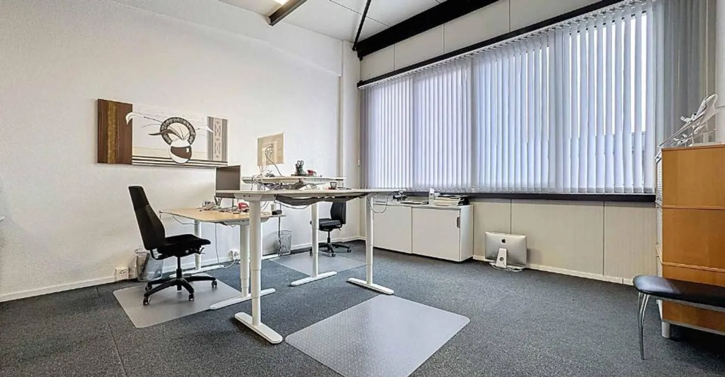 Office - Photo 7 of 11