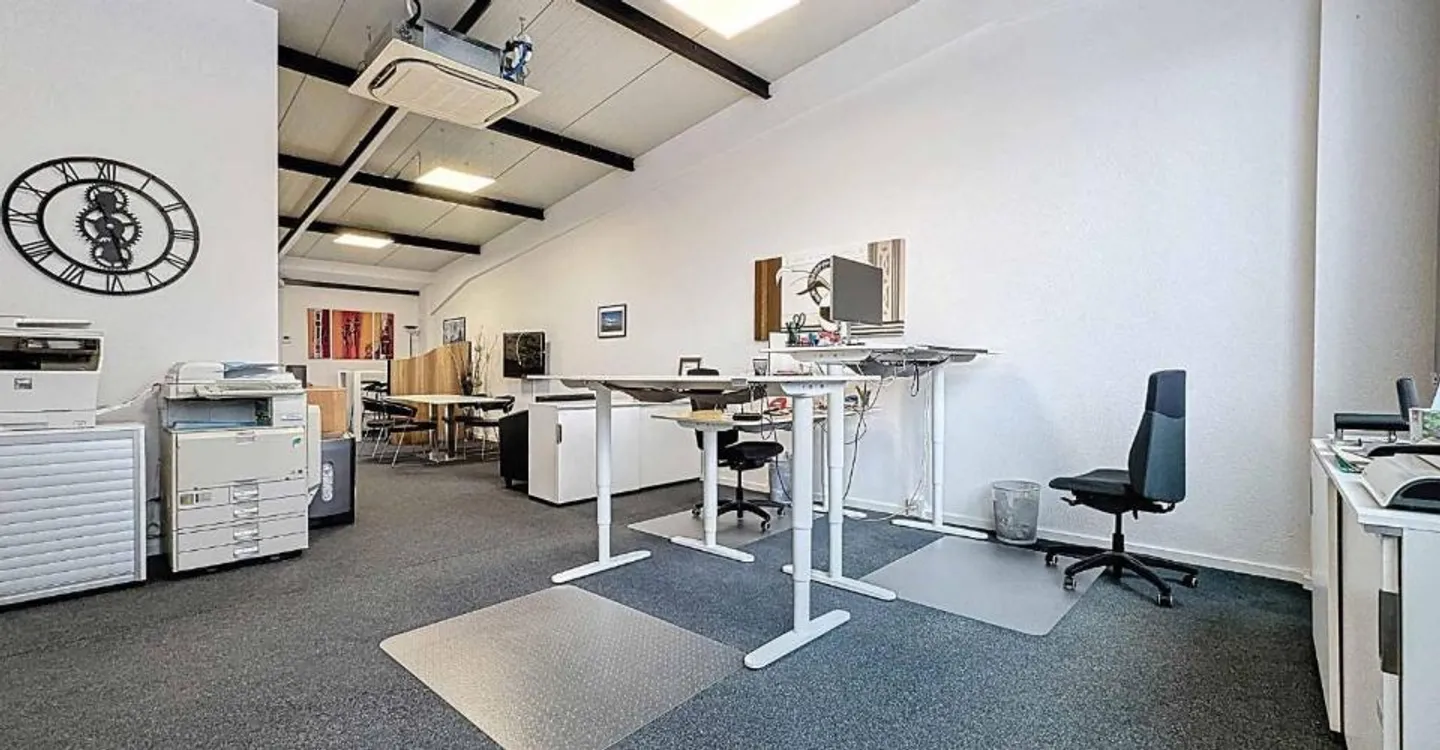 Office - Photo 8 of 11