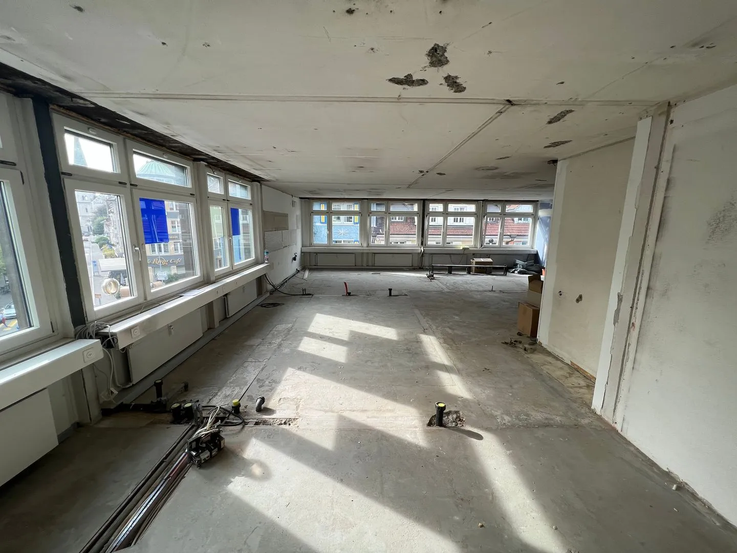Central office and commercial space for rent in shell condition - Photo 6 of 11