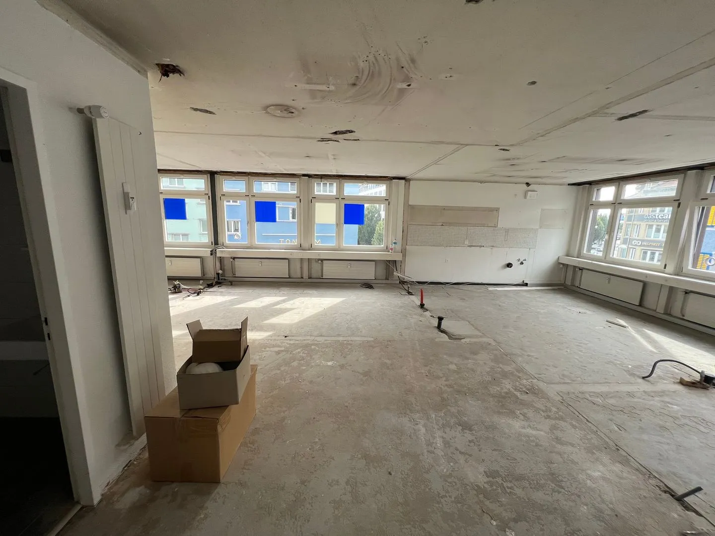Central office and commercial space for rent in shell condition - Photo 8 of 11
