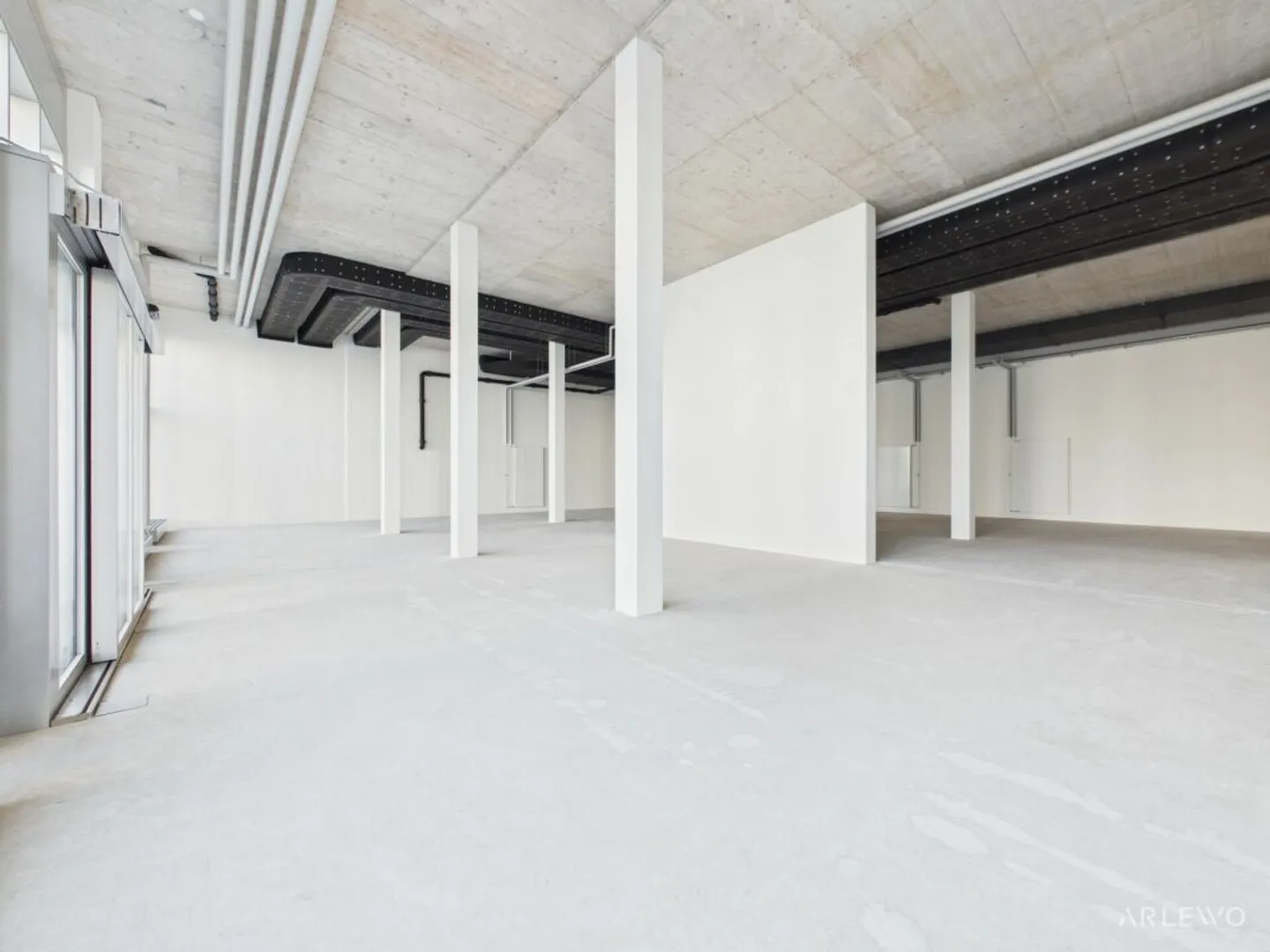 Visibilité parfaite : espace commercial dans un emplacement fréquenté à Lucerne-Littau - Photo 2 sur 10