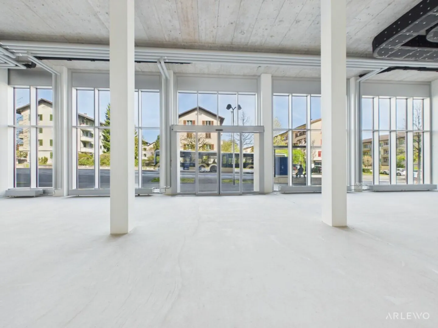 Visibilité parfaite : espace commercial dans un emplacement fréquenté à Lucerne-Littau - Photo 3 sur 10