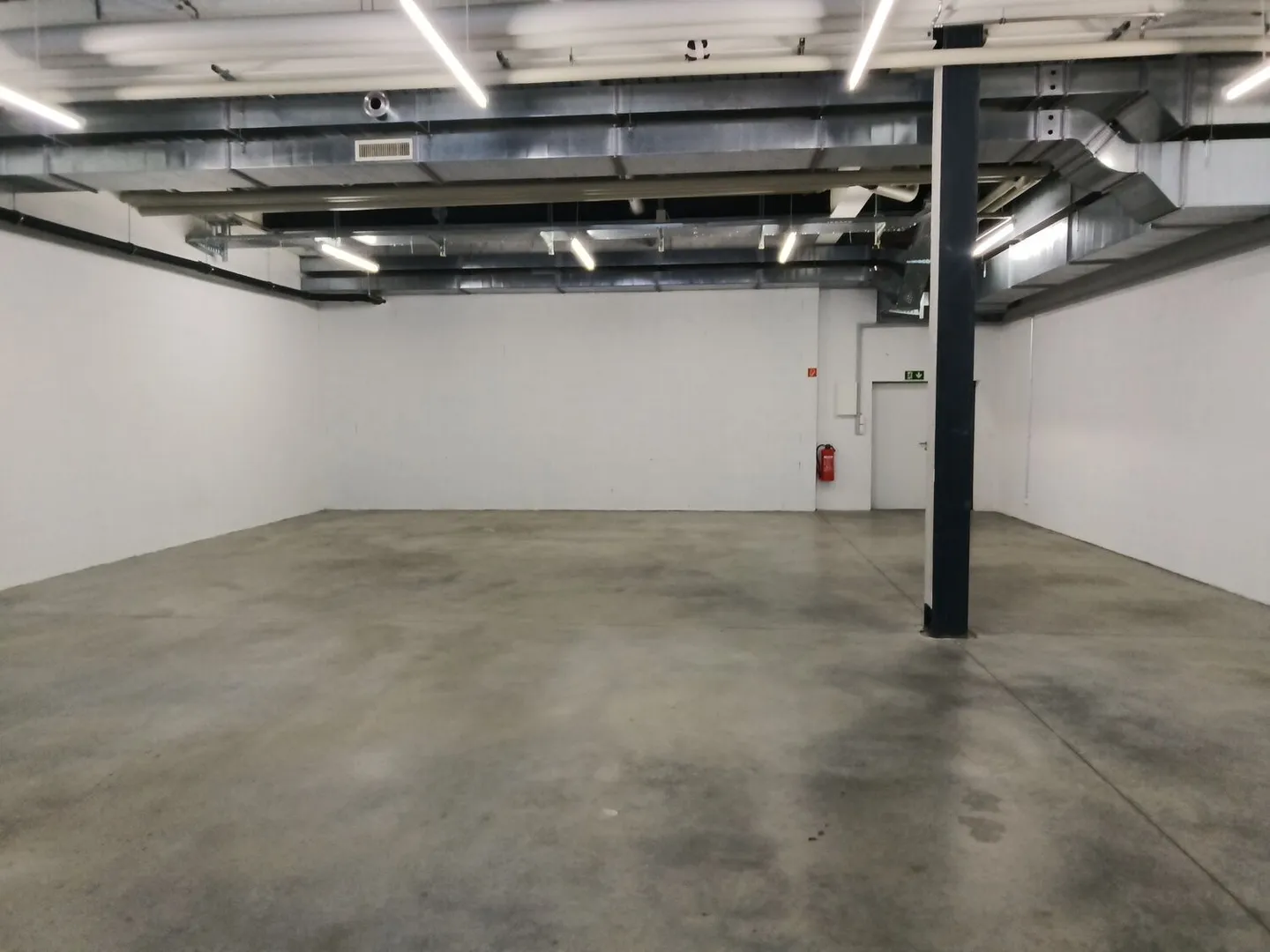 Atelier / Entrepôt 230m2 à Puidoux - Proche de l'autoroute - Photo 4 sur 7