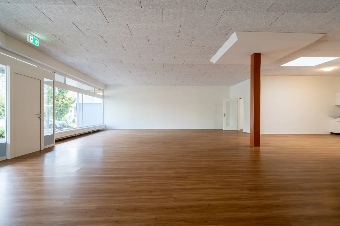 Spacious Commercial Space - Photo 5 of 6