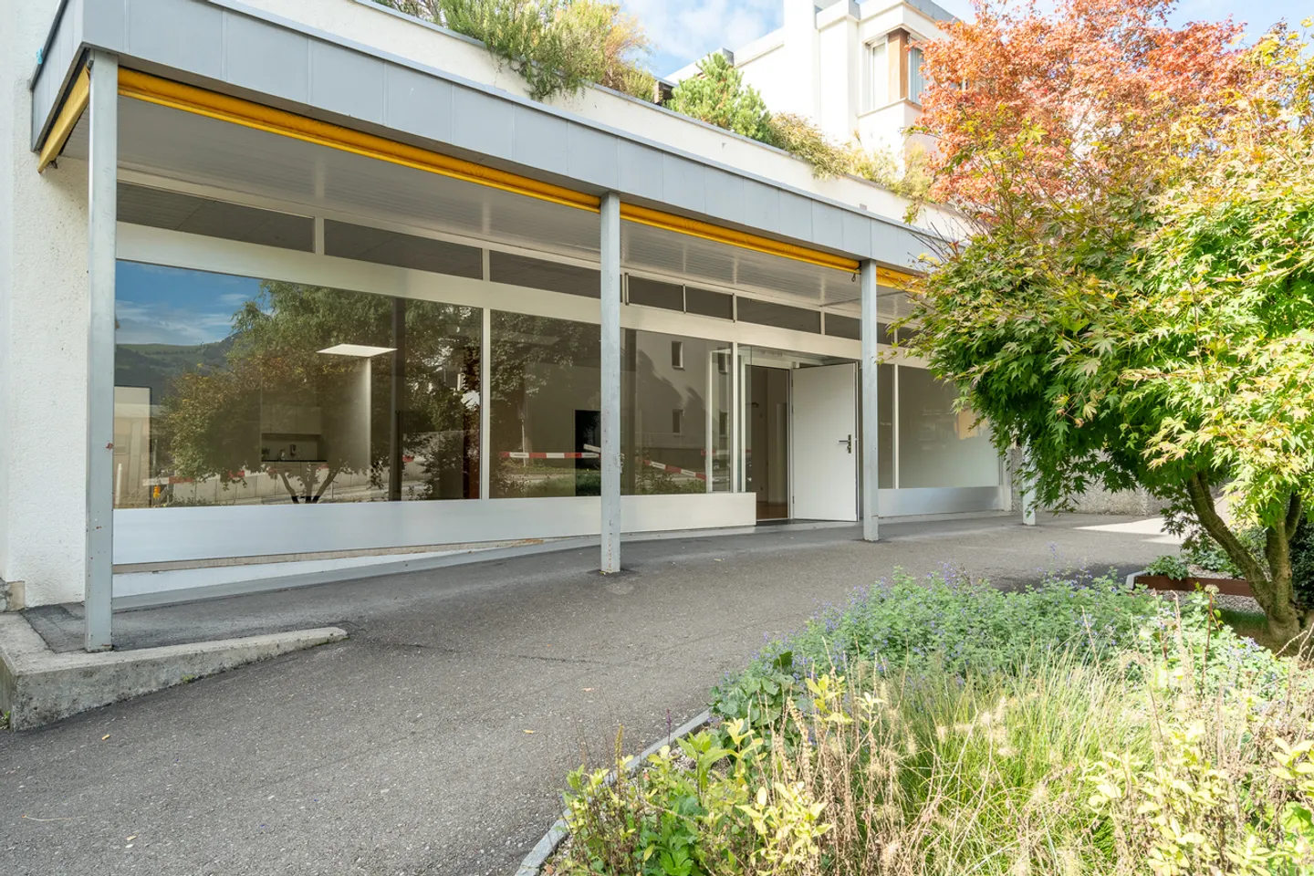 Spacious Commercial Space - Photo 2 of 6