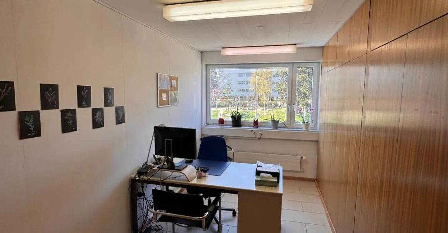 Office - Photo 8 of 9