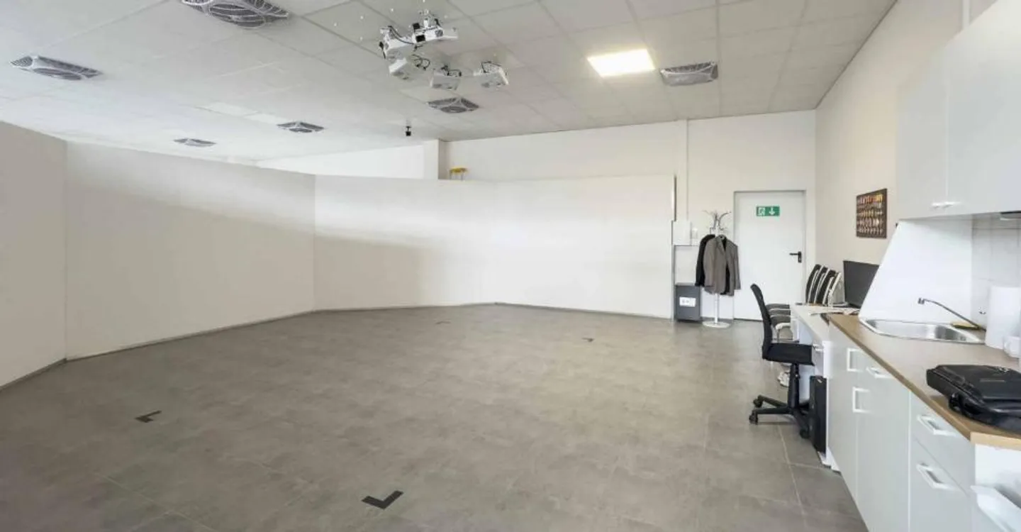 Büro - Foto 1 von 9
