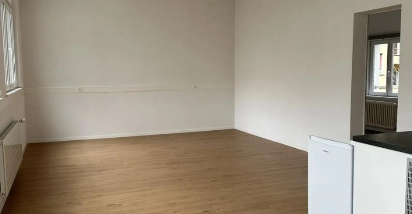 Office - Photo 2 of 10