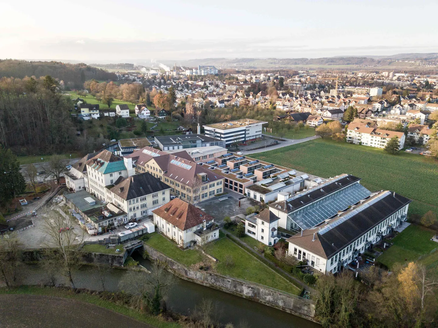 Espace de studio polyvalent avec charme industriel dans la zone de Walzmühle - Photo 1 sur 4