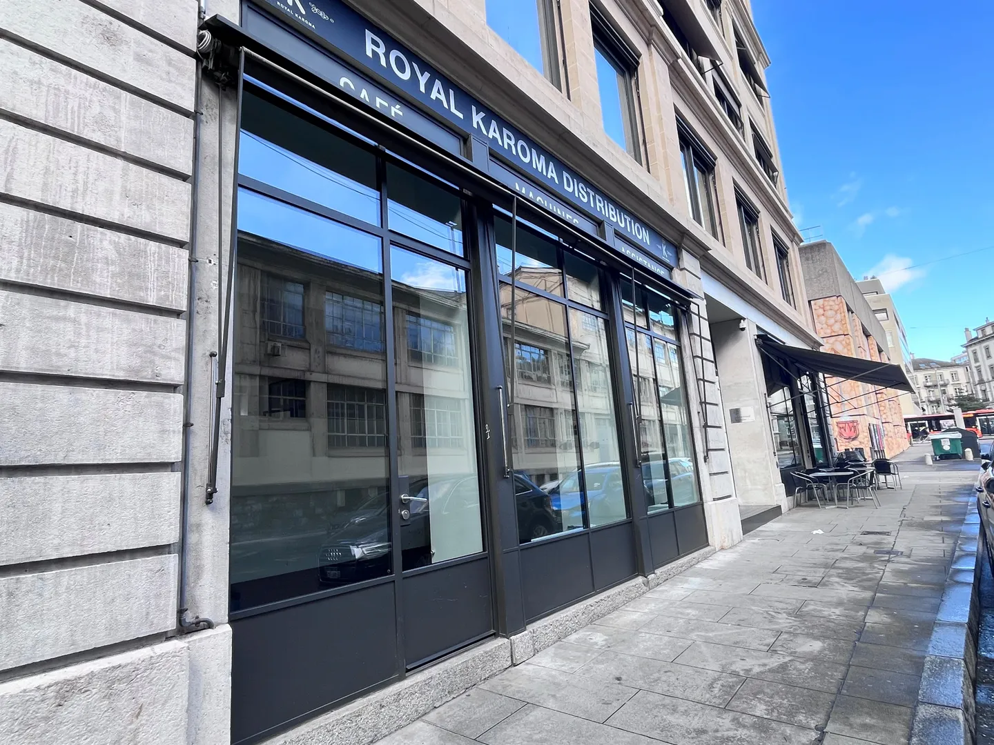 Develop your business in this space in the heart of Geneva! - Photo 2 of 8
