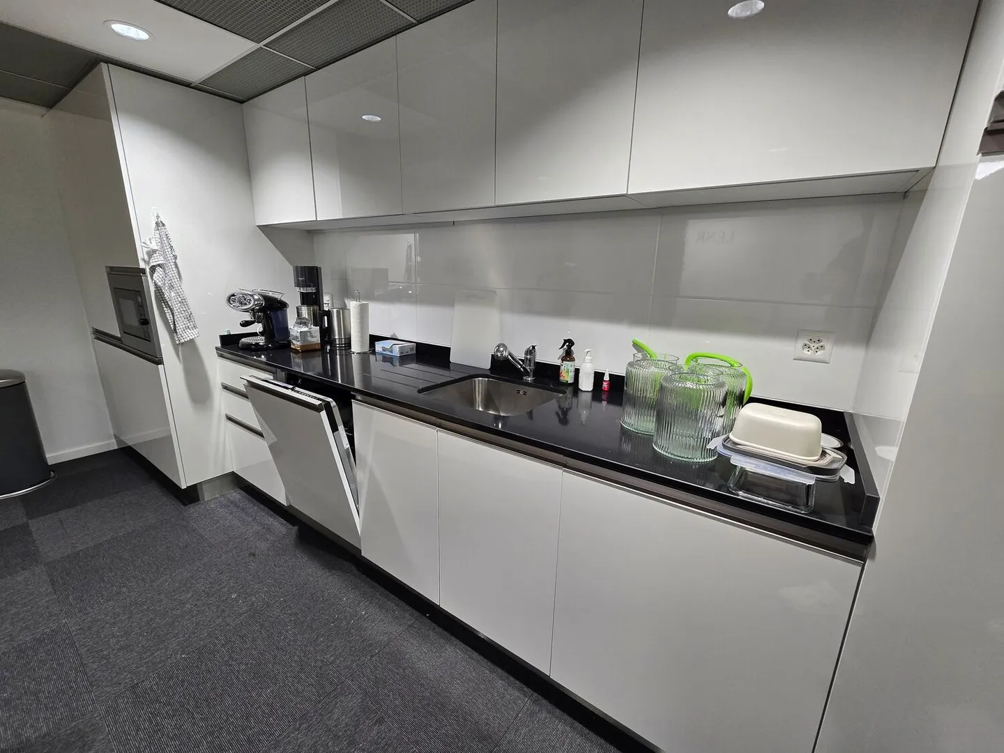 Posizione ottimale – Ufficio Plug-and-Play di 190m2 - Foto 4 di 13