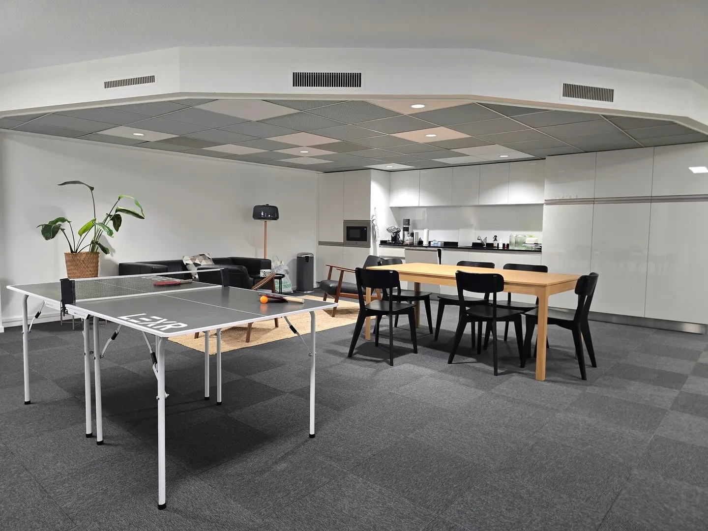 Posizione ottimale – Ufficio Plug-and-Play di 190m2 - Foto 2 di 13
