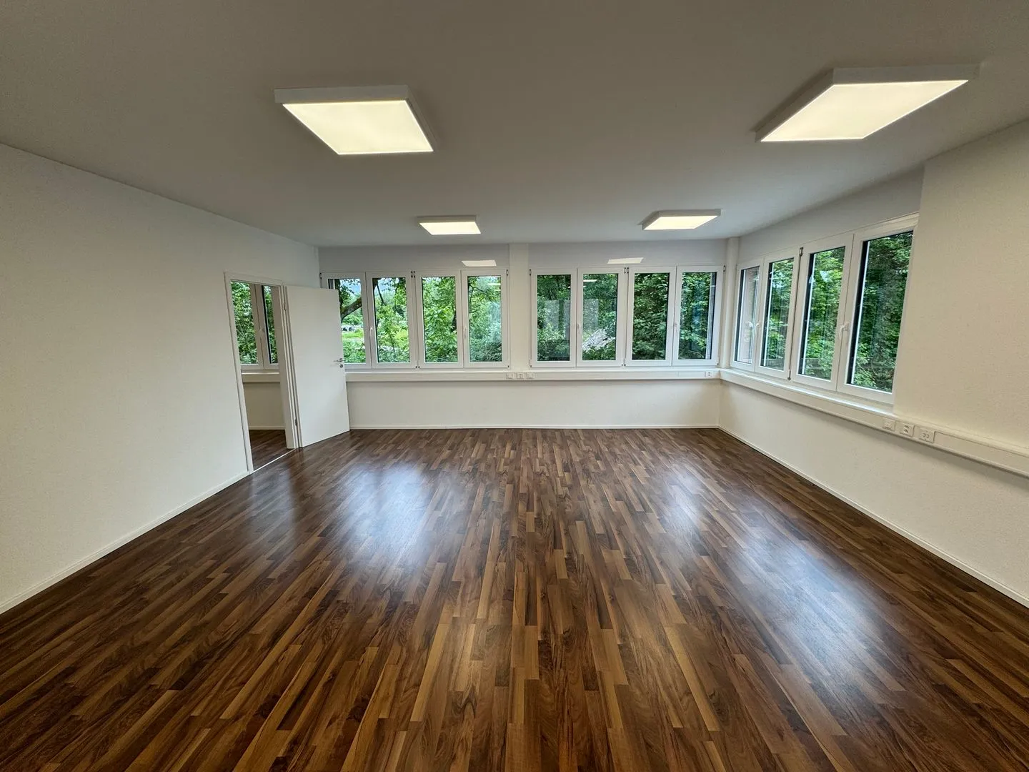 Office/Commercial Space for Rent in Oftringen - Photo 10 of 10