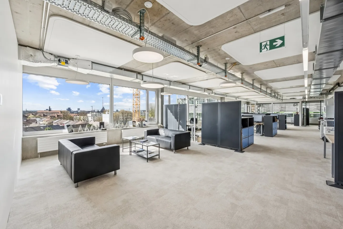 Uffici pronti per essere occupati con vista da sogno - Business City Polyfeld - Foto 2 di 12