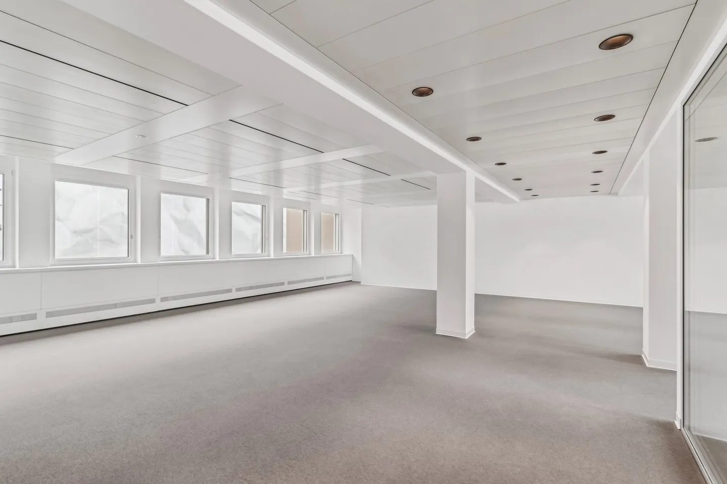 Ultimo spazio disponibile: Il tuo ufficio al Paradeplatz - Foto 2 di 8