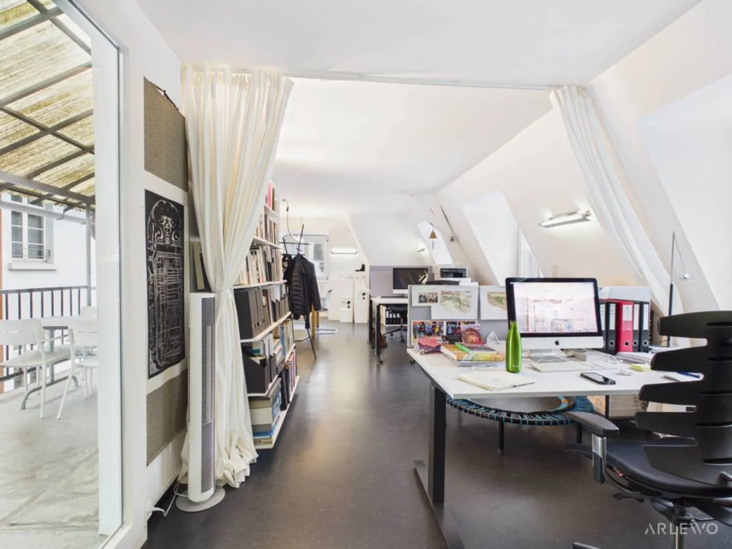 Bureau à une adresse populaire dans la vieille ville de Lucerne - Photo 2 sur 10