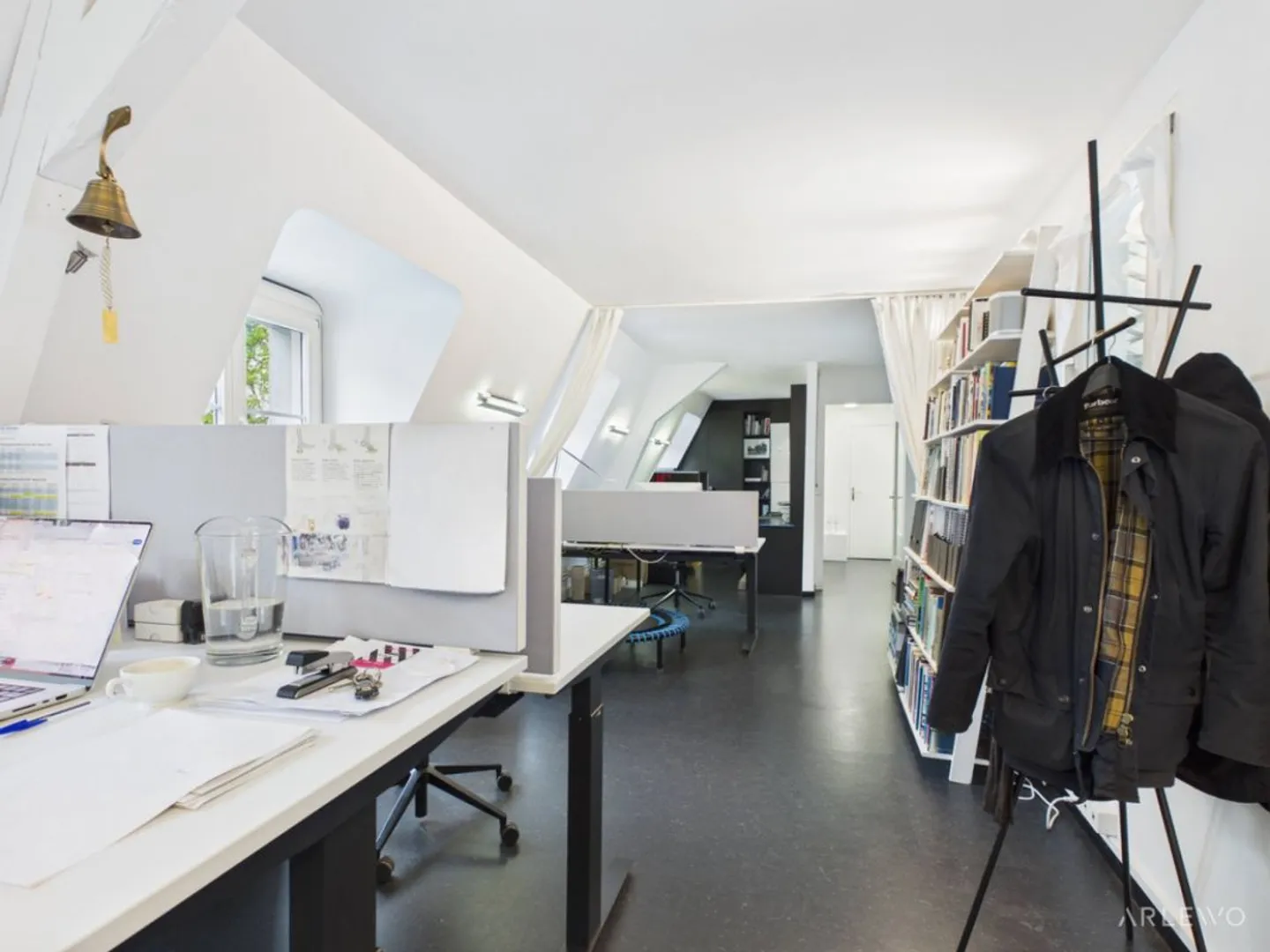 Bureau à une adresse populaire dans la vieille ville de Lucerne - Photo 6 sur 10