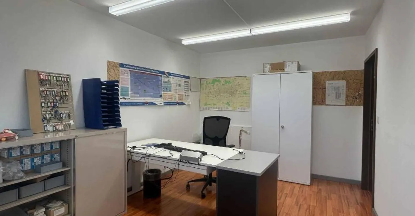 Office - Photo 3 of 6