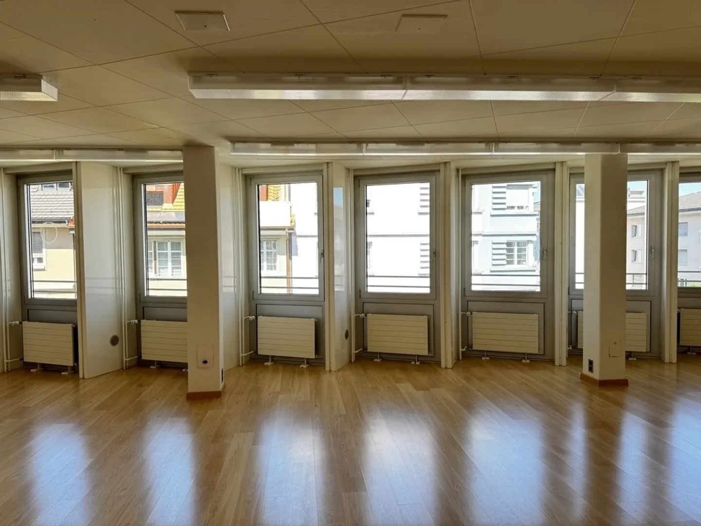 Ufficio nel cuore di Olten in affitto - tre mesi di affitto GRATIS! - Foto 5 di 9