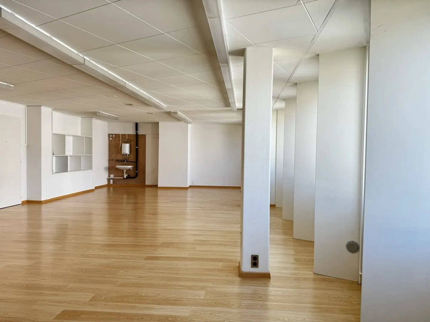 Ufficio nel cuore di Olten in affitto - tre mesi di affitto GRATIS! - Foto 6 di 9