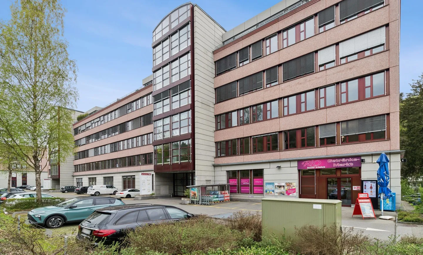 Business House Bernstrasse Dietikon - Photo 1 of 7