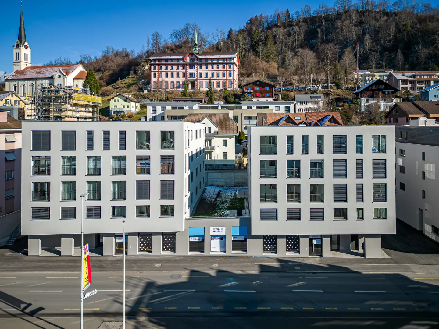 Gewerbefläche an bester Lage - Foto 1 von 3