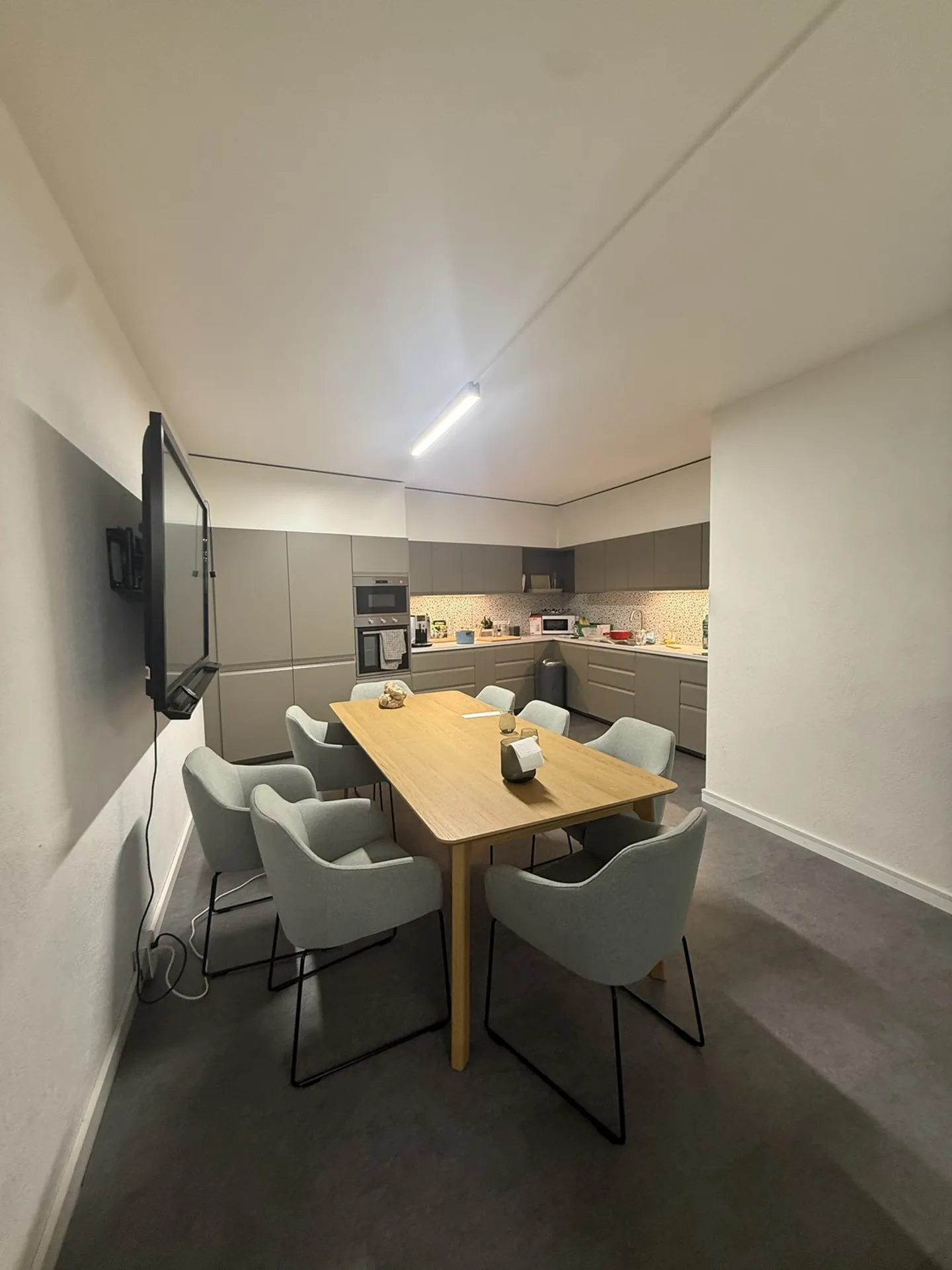 Zu vermieten - Büro von 160m2 im Herzen von Montreux! - Foto 4 von 5