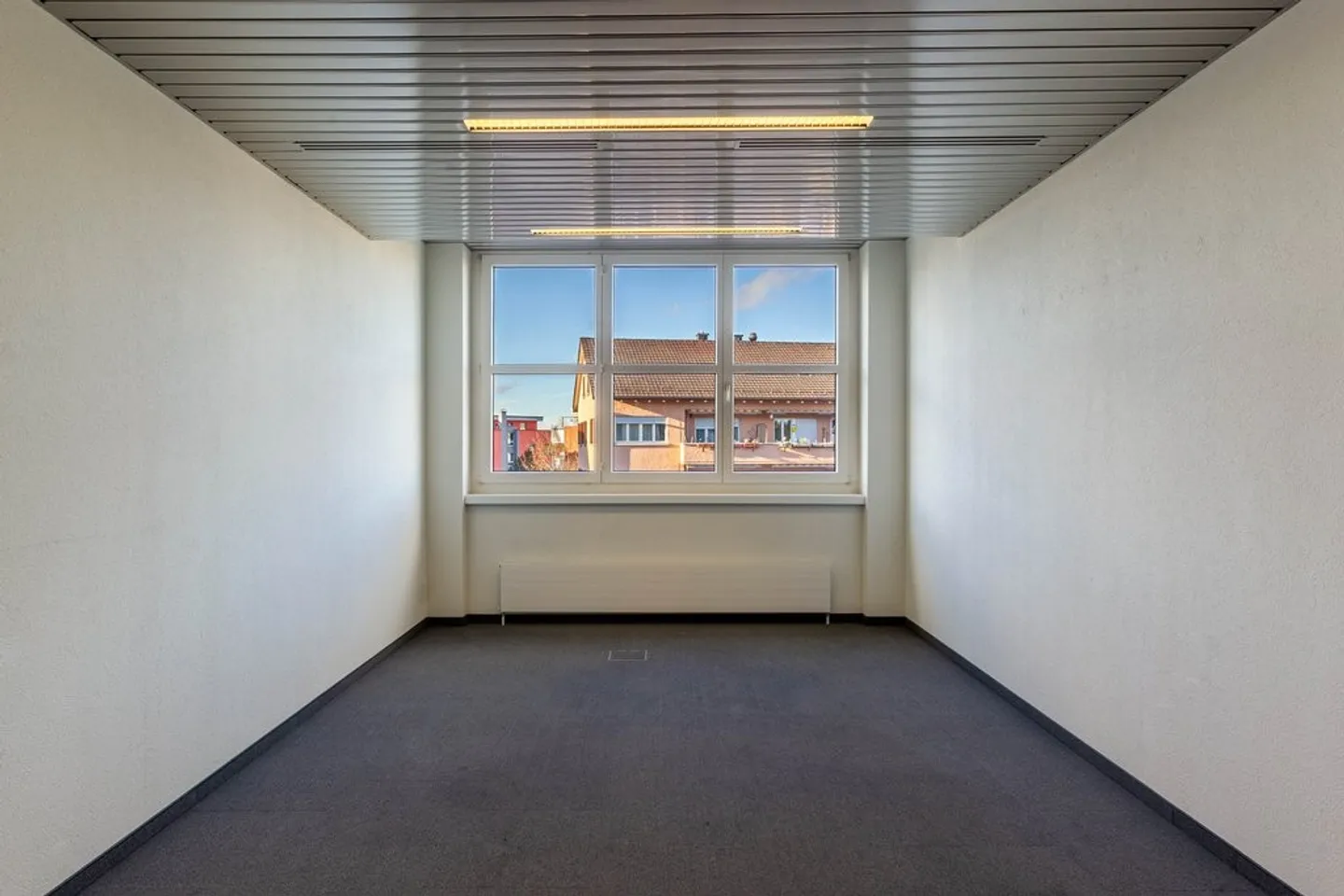 Lavorare nel cuore di Glattbrugg - centrale, moderno, immediatamente disponibile! - Foto 2 di 4