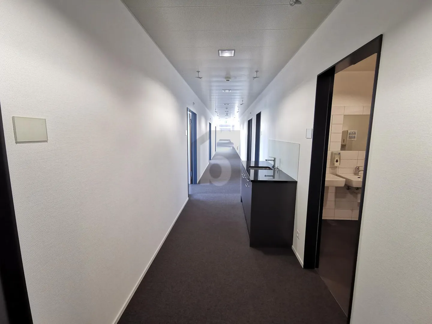 Geräumige Bürofläche in Pratteln - Foto 4 von 6
