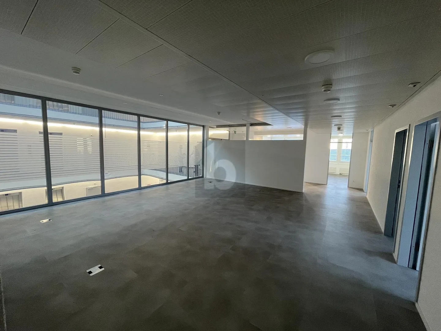 IDEALE PER IL TUO PROGETTO DI SPAZIO APERTO - Foto 1 di 6