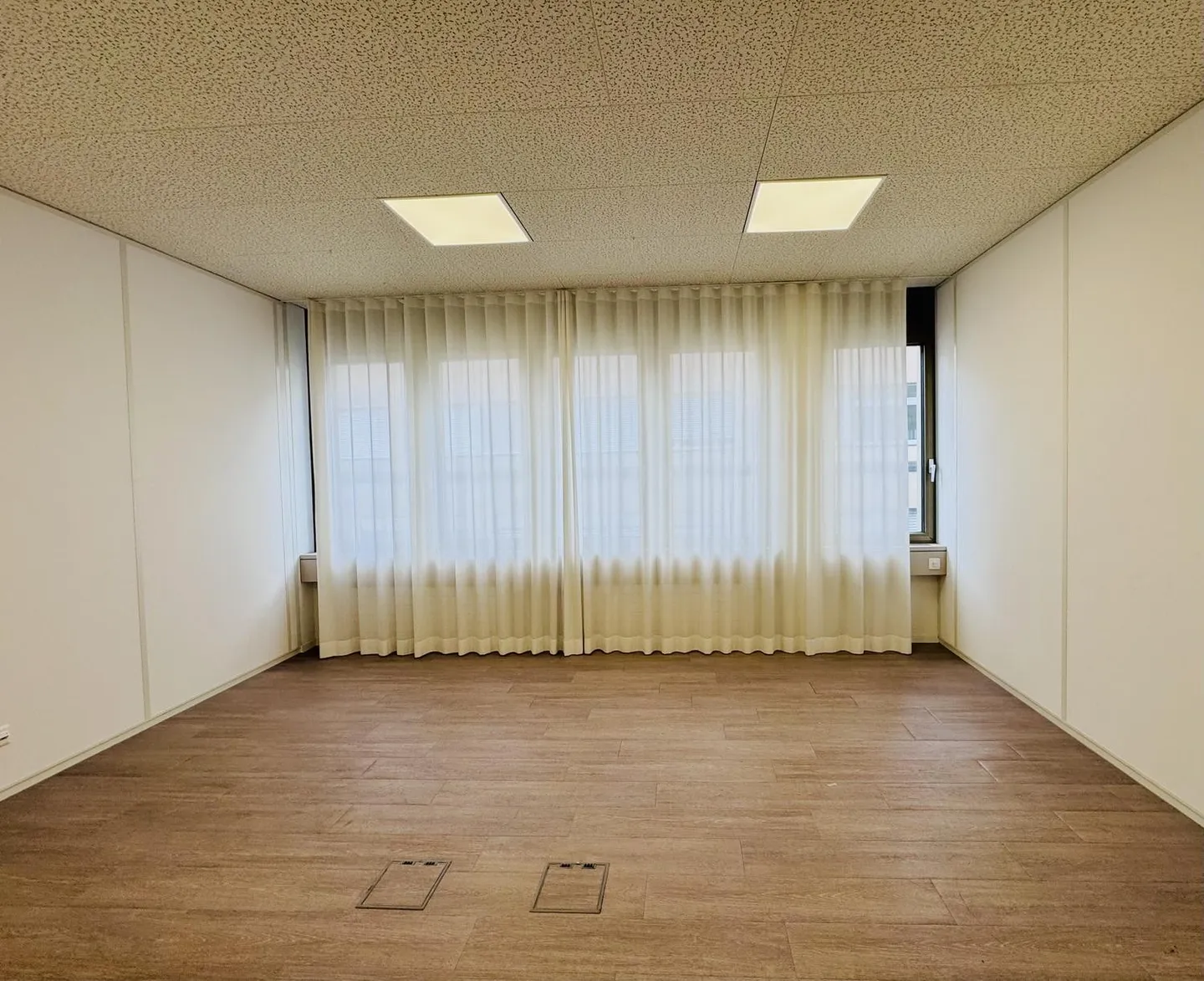 Thalwil comme lieu de succès Votre nouvel espace de bureau ou de pratique est prêt - Photo 6 sur 10