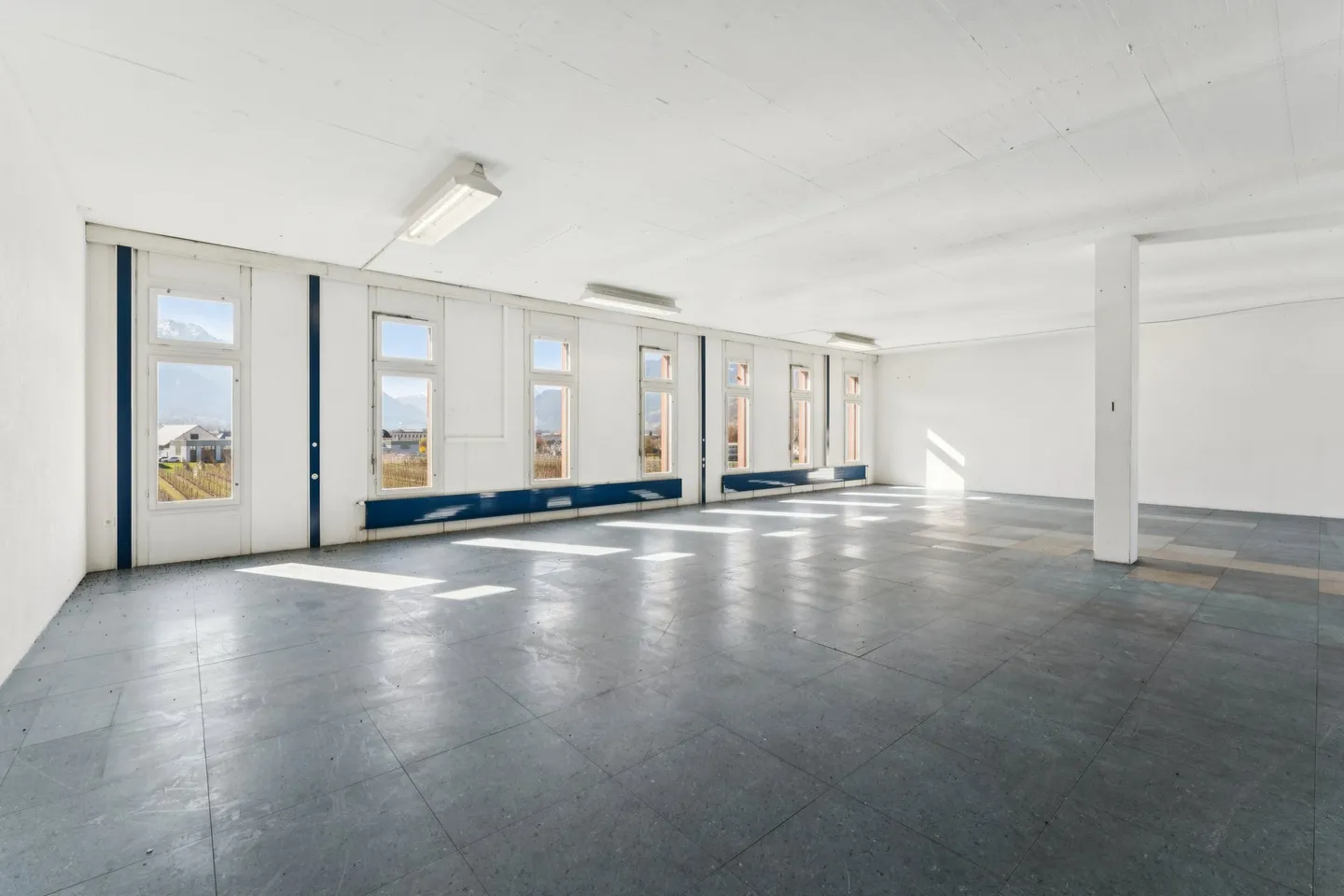 Espace Commercial Spacieux à Landquart - Photo 9 sur 12