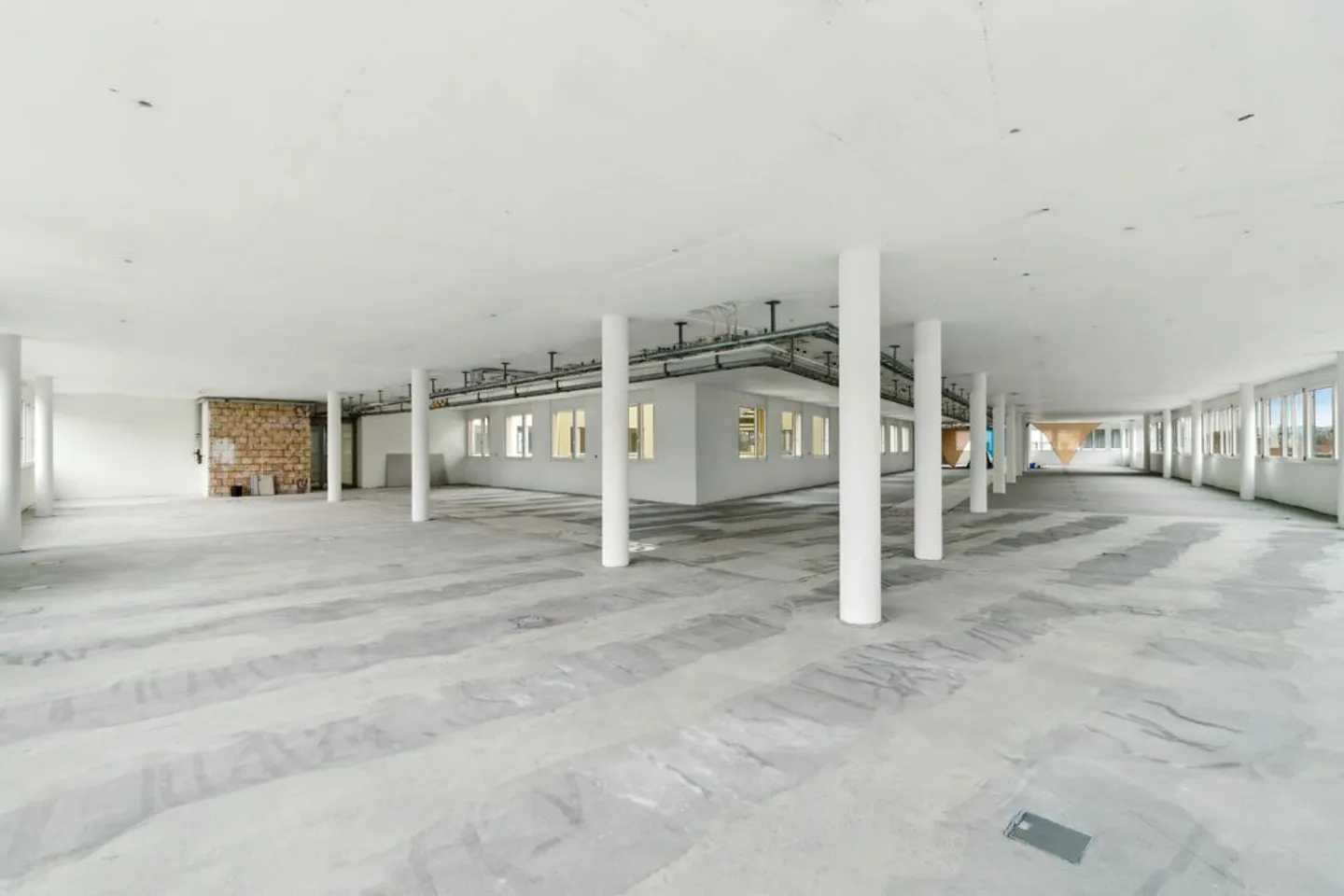 Au centre de Seebach - Schaffhauserstrasse 470 à Zurich - Photo 5 sur 10