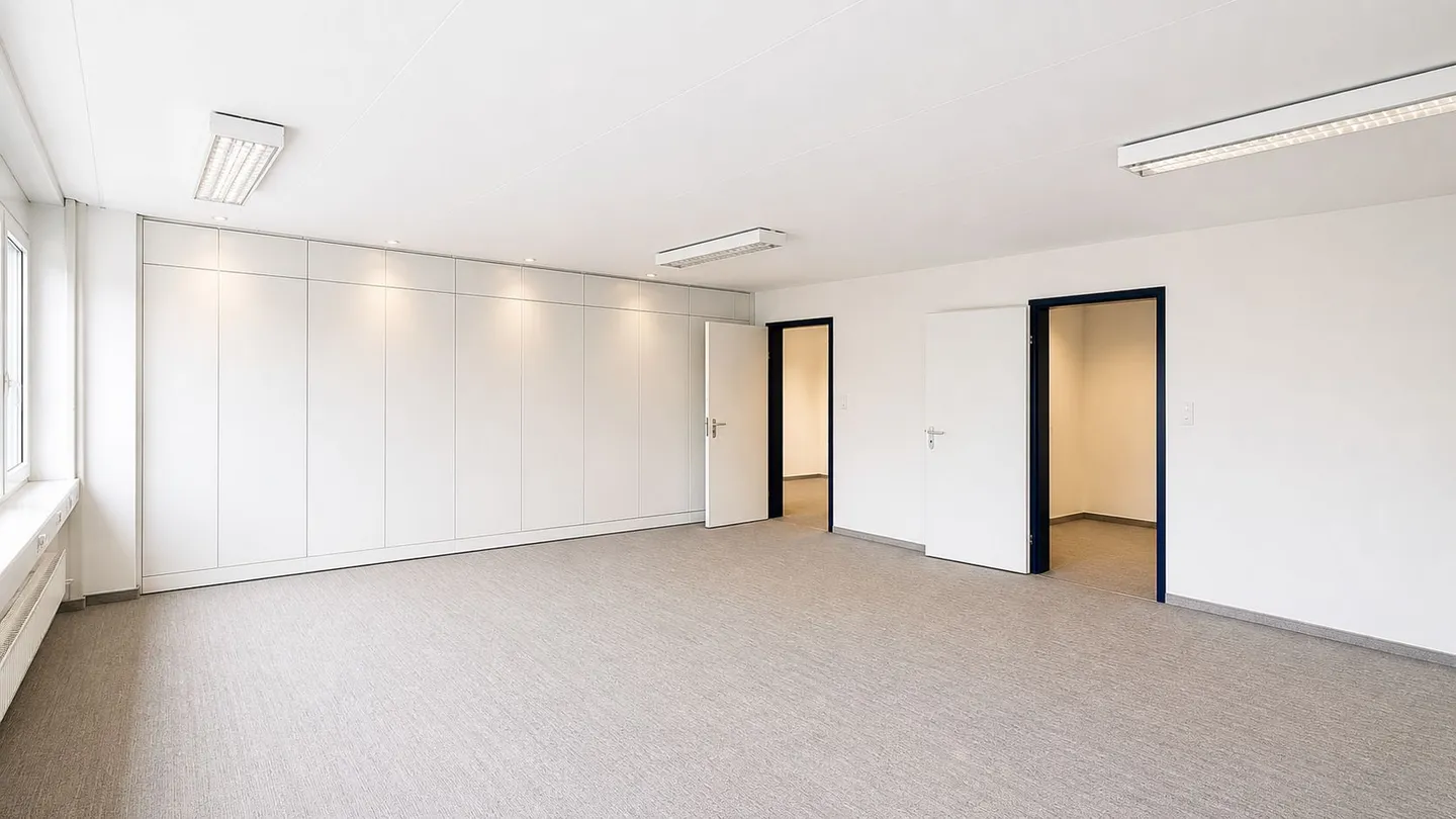 Espaces de bureau fonctionnels - divisions existantes ! - Photo 3 sur 11